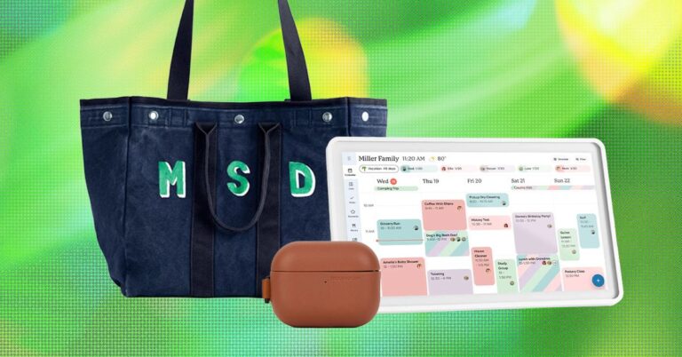 Best Gifts for Mom (2026): E-Readers, Digital Wall Calendar, Smart Bird Feeders Best Gifts for Mom (2026): E-Readers, Digital Wall Calendar, Smart Bird Feeders